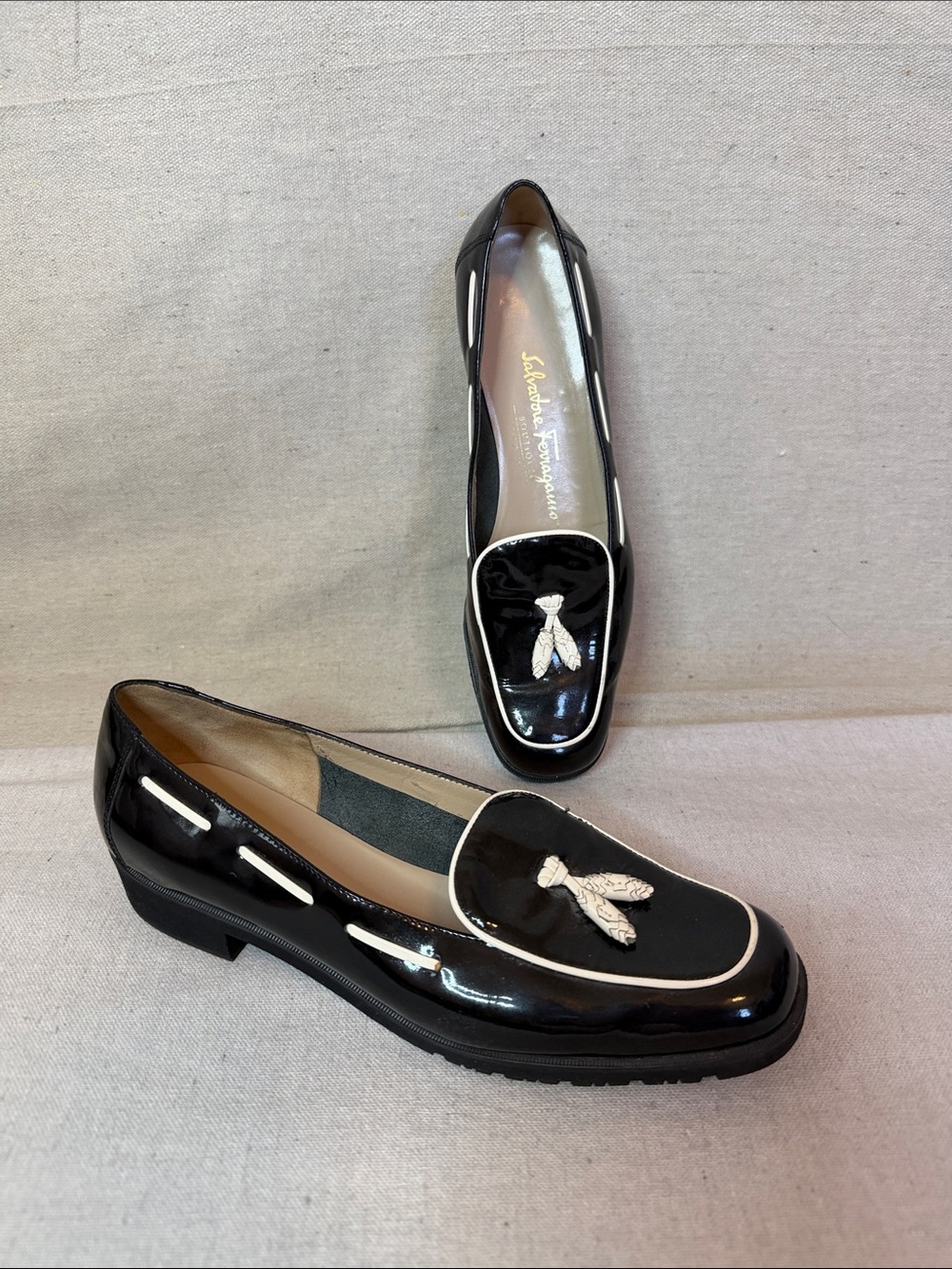 Salvatore Ferragamo Black Patent Leather Loafers with White Piping size 8